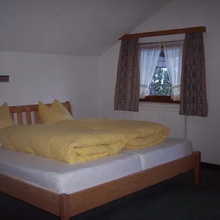 Guest house Gaestehaus Bruggerhof